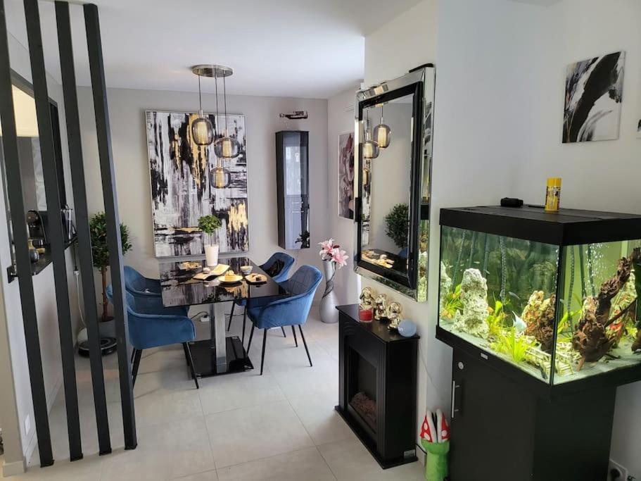 Appartement Neuf Moderne + Parking, Geneve Saint-Genis-Pouilly Exterior photo